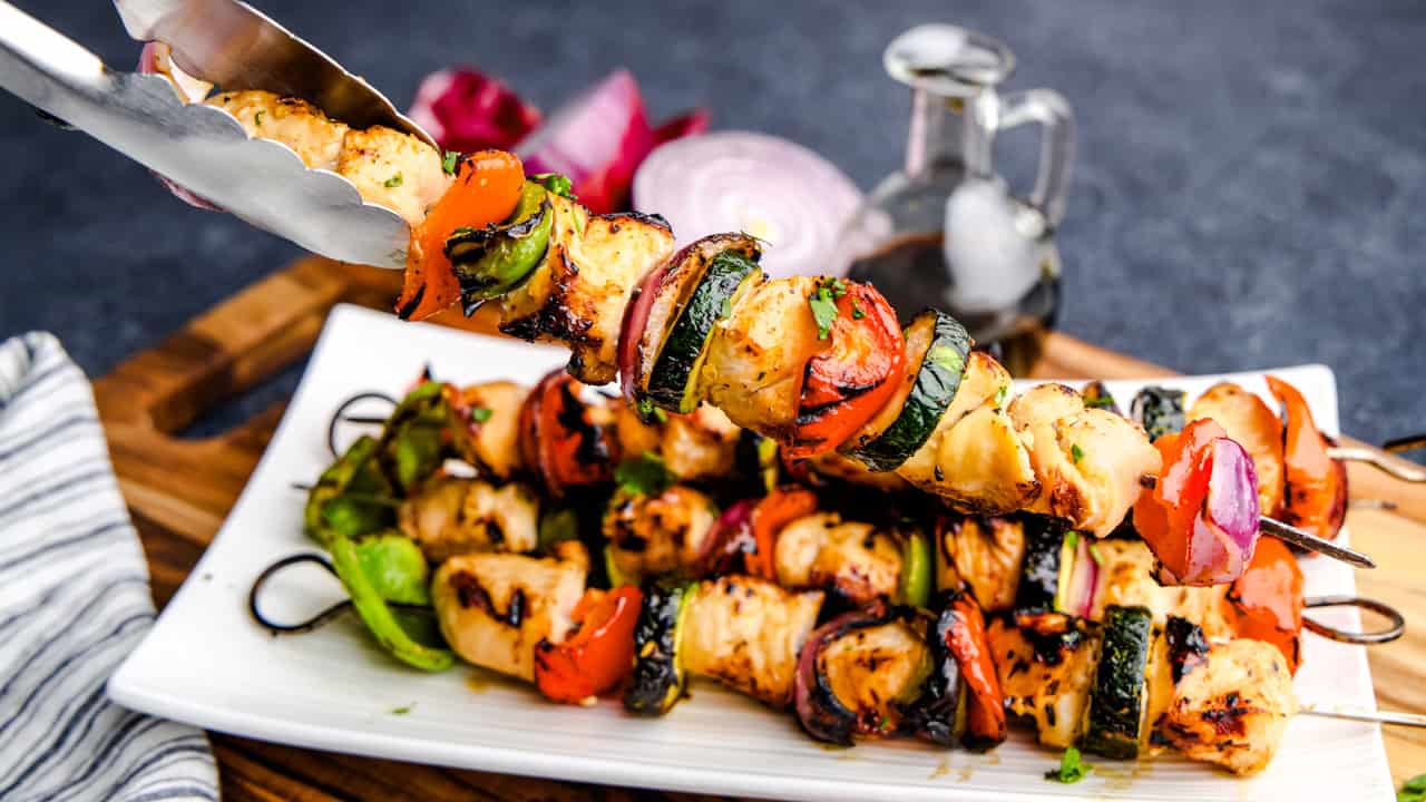 The Secret to Juicy Grilled Chicken Kabobs: Mastering Marinade